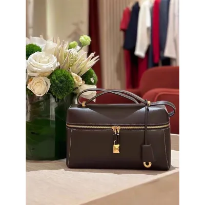 Calfskin Shoulder Crossbody Handbag